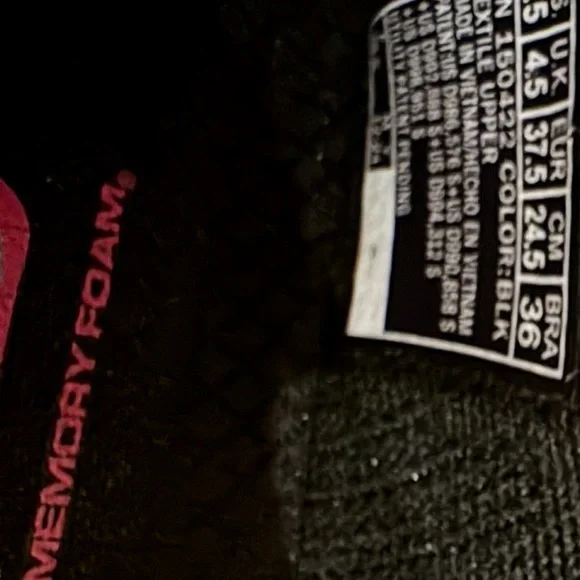 Like NEW! Skechers Black Slip-Ins Glide-Step Pro - Picture 4 of 6